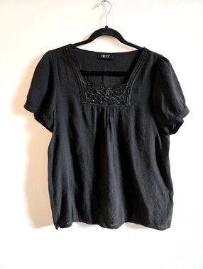 GITTI I US L Embellished Short Sleeve Blouse I black